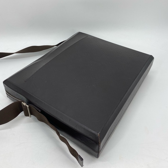 Louis Vuitton Steve Messenger bag - Picture 6 of 14